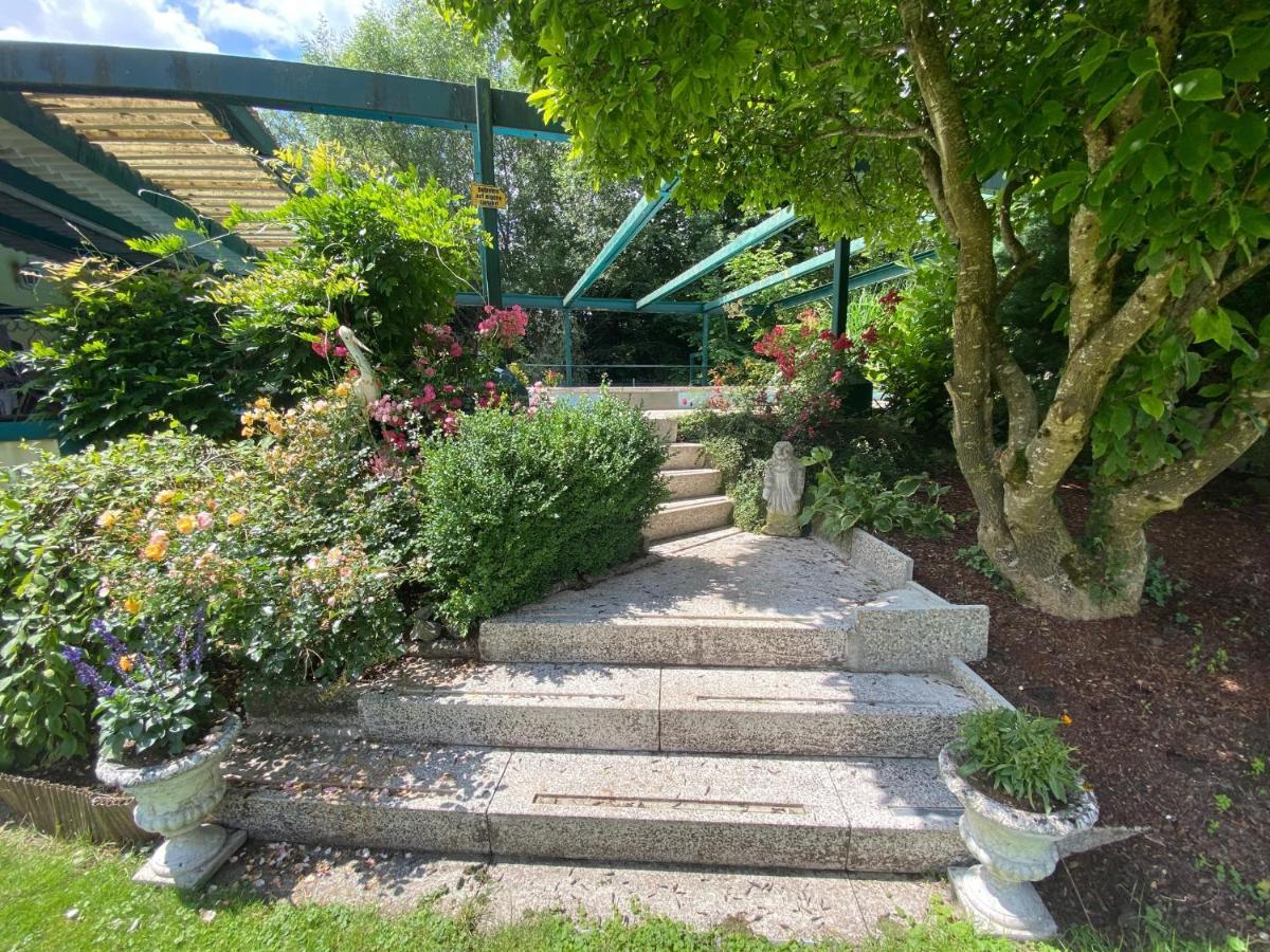 Stadtvilla Auerhahn Vocklabruck Ngoại thất bức ảnh